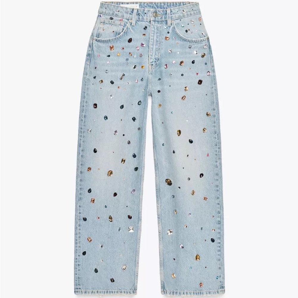 (SOLD OUT) ZARA RELAXED OVERSIZE HIGH WAIST JEANS WITH JEWELS 💎